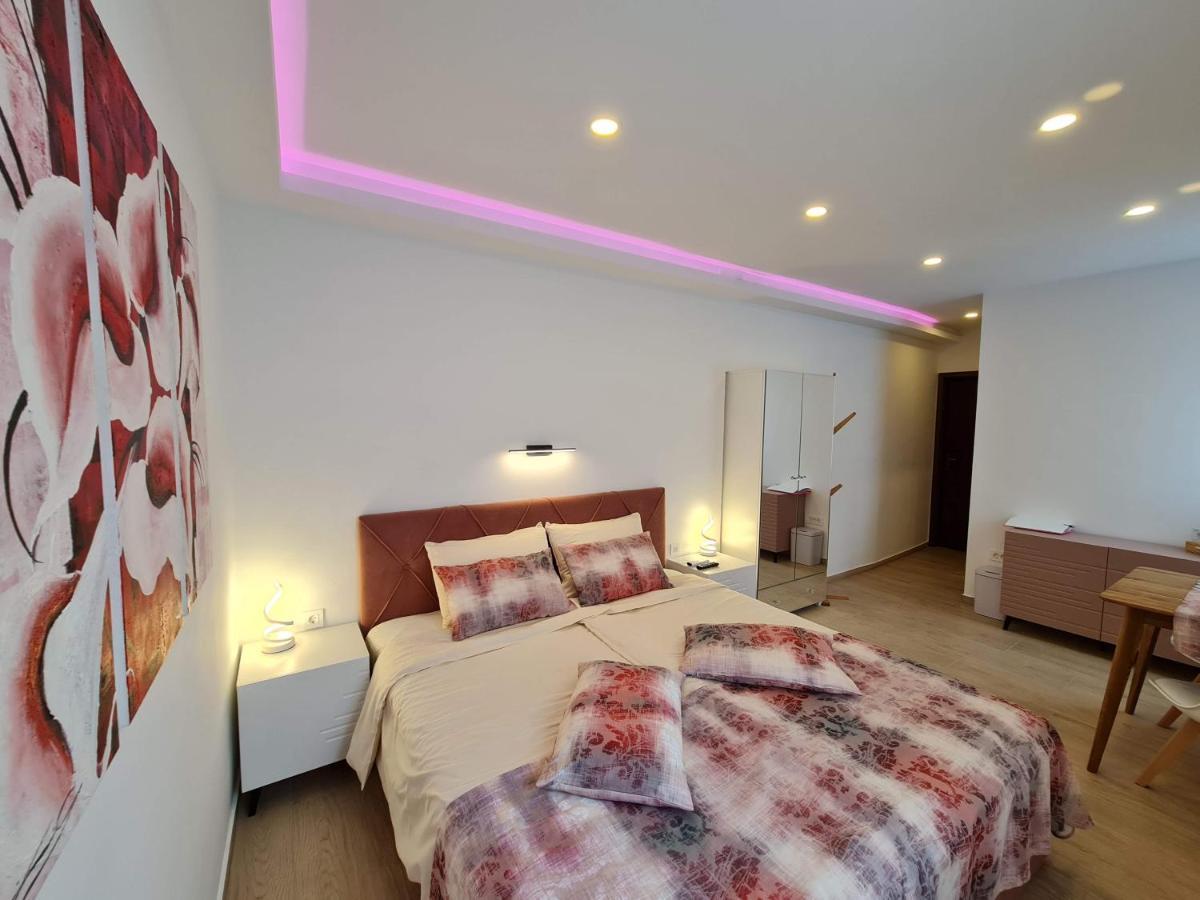 Restaurant & Apartments Getaway Pri Kobalu Випава Екстериор снимка